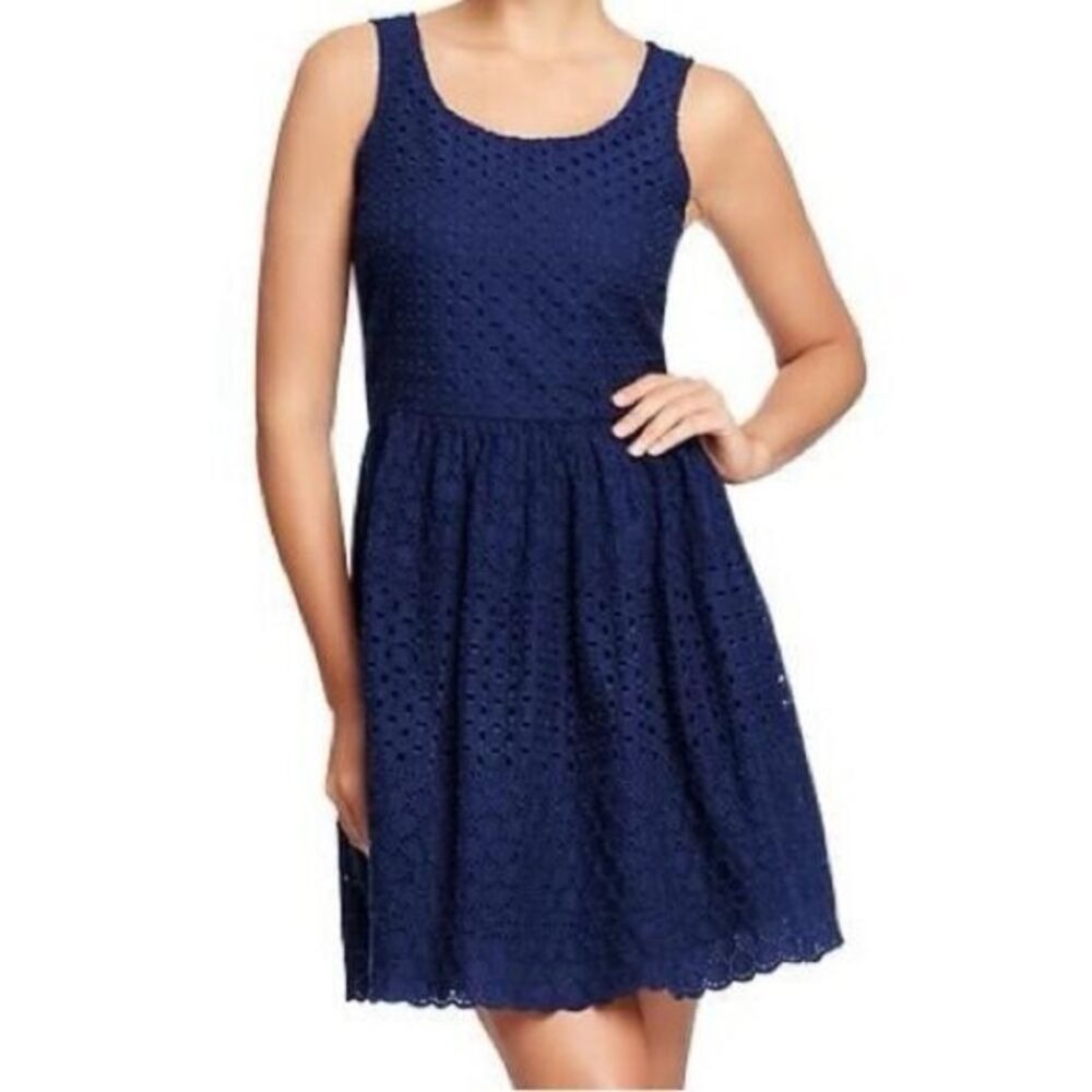 OLD NAVY Women's Eyelet Fit And Flare Dress Blue Size Medium Good